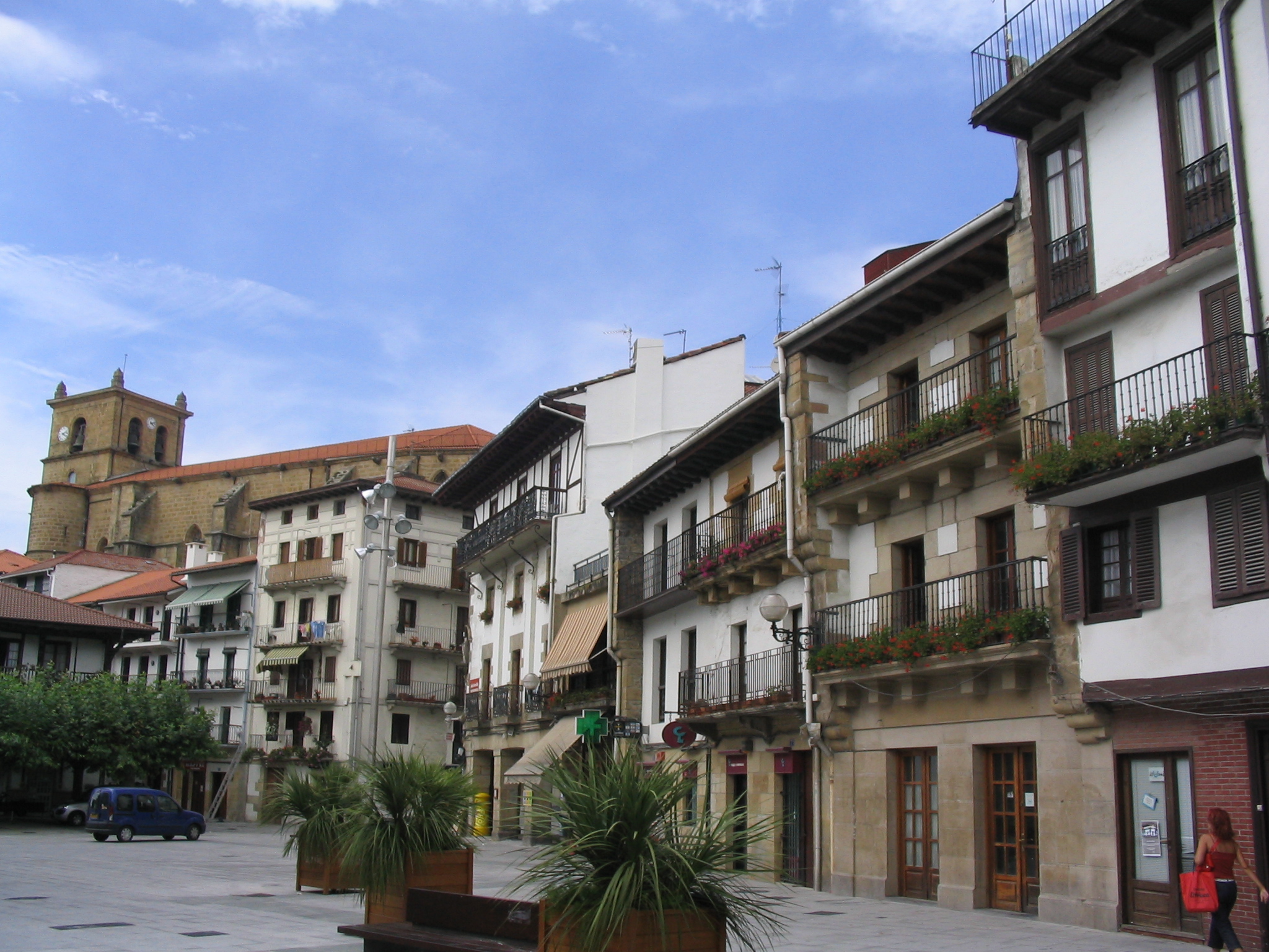Herriko plaza01
